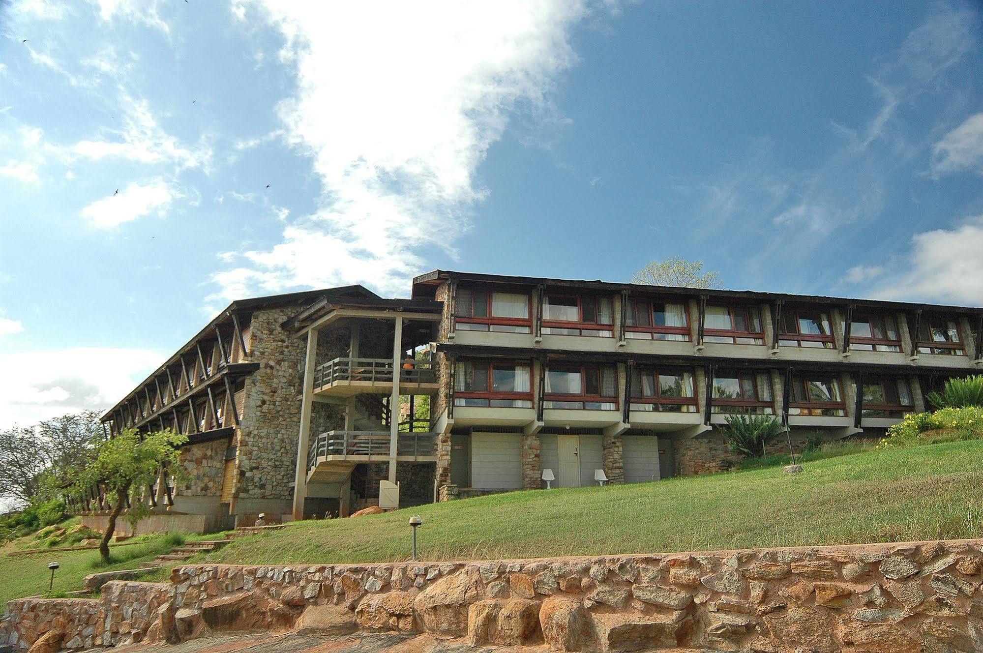 Voi Safari Lodge Buitenkant foto